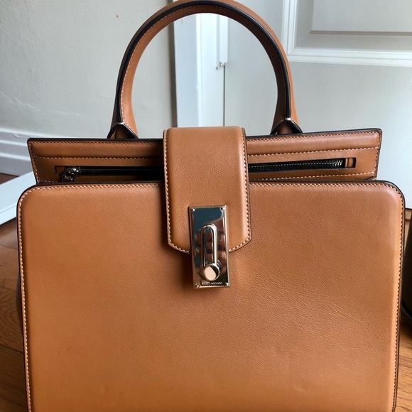 Marc Jacobs Leather Tote Bag - Picture 3 of 7